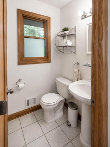 N84W18027 Menomonee AVENUE, Menomonee Falls, WI 53051