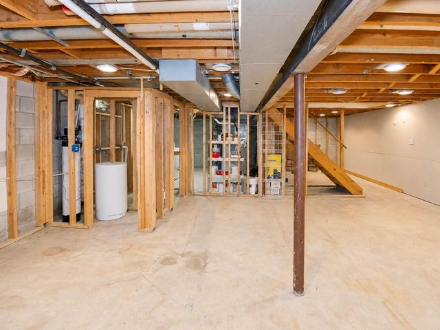 N84W18027 Menomonee AVENUE, Menomonee Falls, WI 53051