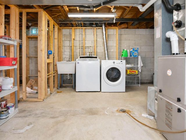 N84W18027 Menomonee AVENUE, Menomonee Falls, WI 53051