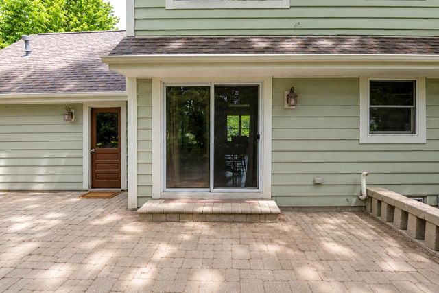 N84W18027 Menomonee AVENUE, Menomonee Falls, WI 53051