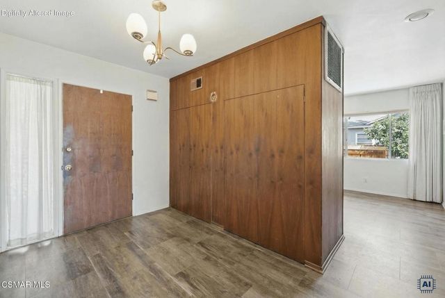 4500 Jasmine Avenue, Culver City, CA 90232