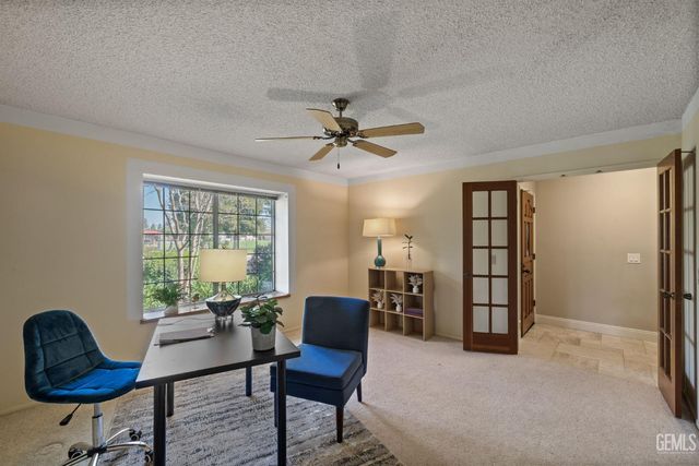 9413 Laurel Oak Way, Bakersfield, CA 93311