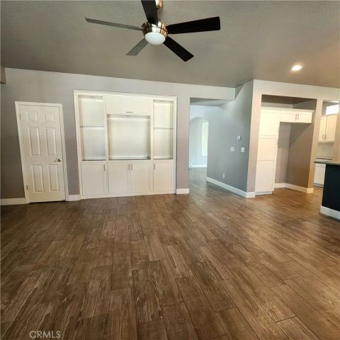 4479 N Emerald Peak Drive, Clovis, CA 93619