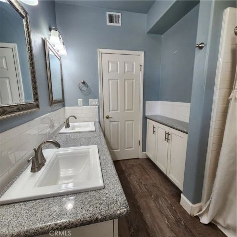 4479 N Emerald Peak Drive, Clovis, CA 93619