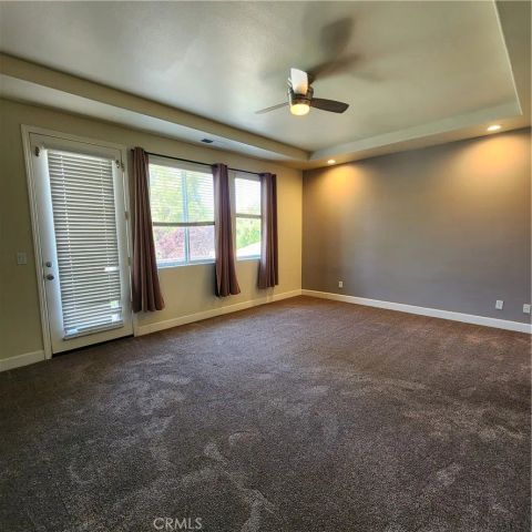 4479 N Emerald Peak Drive, Clovis, CA 93619