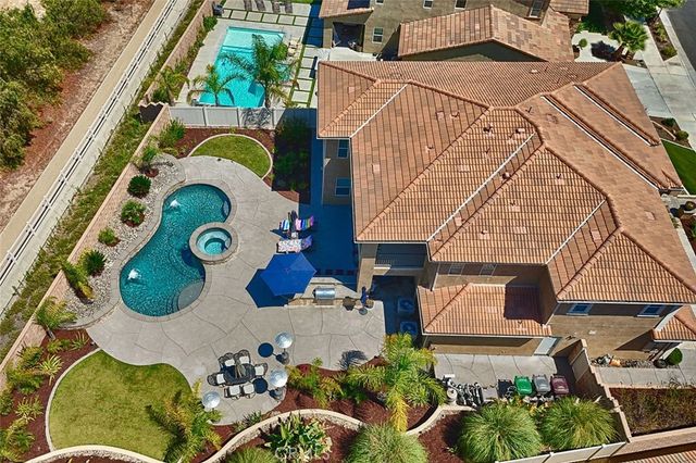 45659 Bassett, Temecula, CA 92592