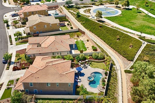 45659 Bassett, Temecula, CA 92592