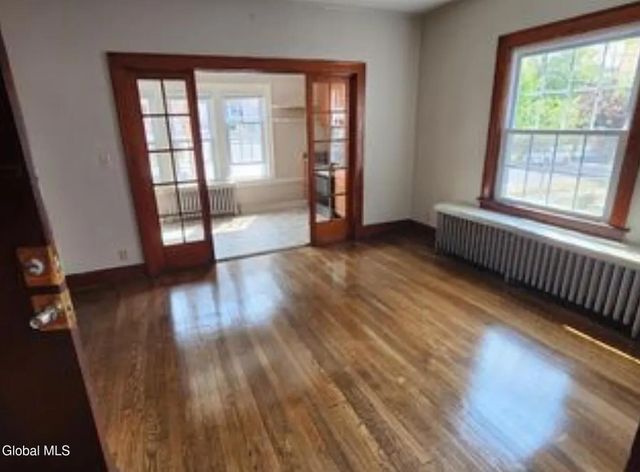 287 Myrtle Avenue, Albany, NY 12208