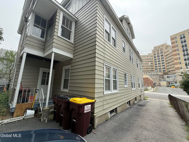 287 Myrtle Avenue, Albany, NY 12208