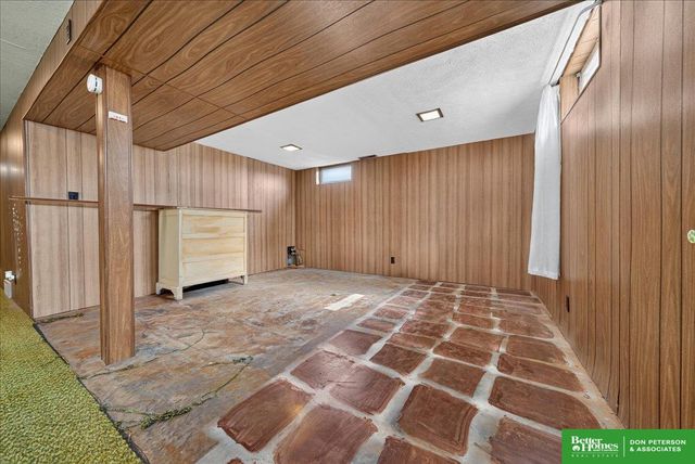 1762 Austin Lane, Fremont, NE 68025