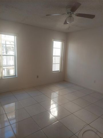 2800 NW 56th Avenue G-301, Lauderhill, FL 33313