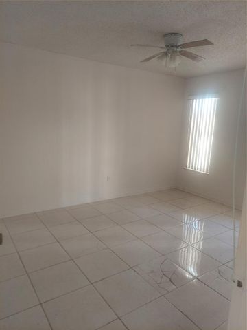 2800 NW 56th Avenue G-301, Lauderhill, FL 33313