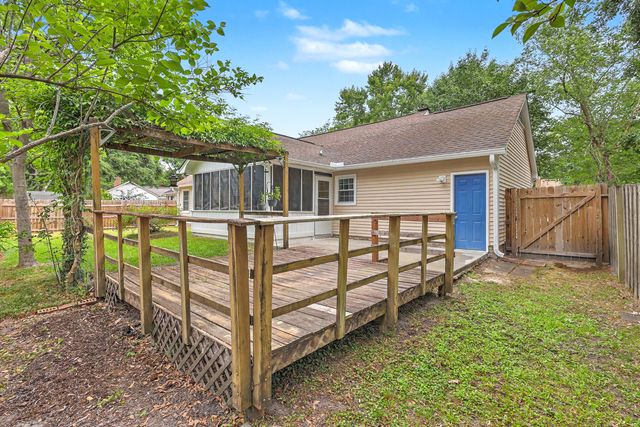 104 Kings Court, Goose Creek, SC 29445