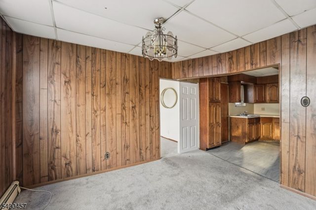 98 W 49Th St, Bayonne City, NJ 07002