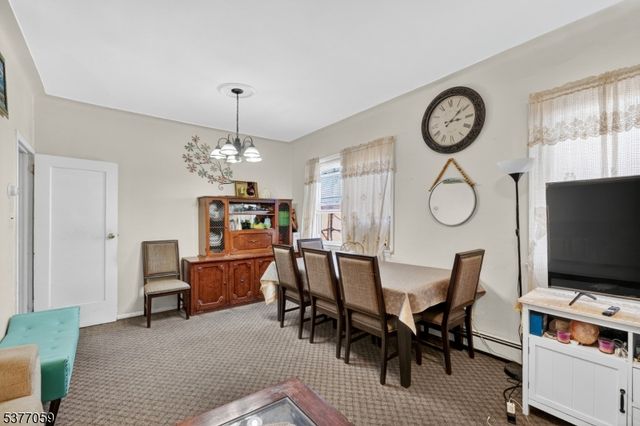 98 W 49Th St, Bayonne City, NJ 07002