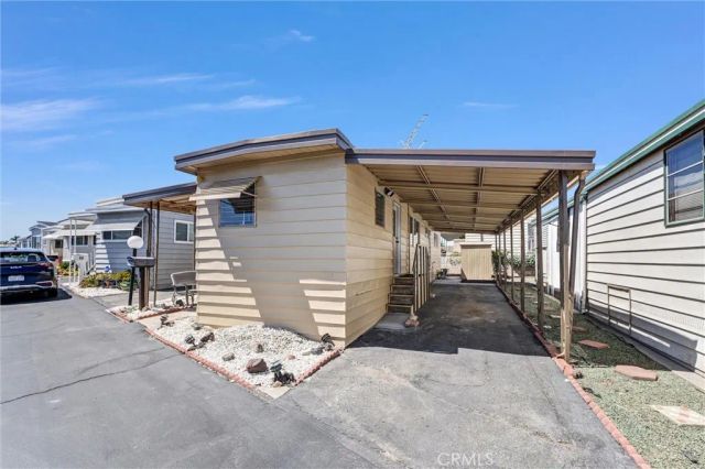 18801 Hawthorne 58, Hawthorne, CA 90504