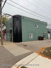 106 W Knight Street, Eaton Rapids, MI 48827