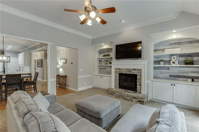 5751 Community Lane, Hoschton, GA 30548