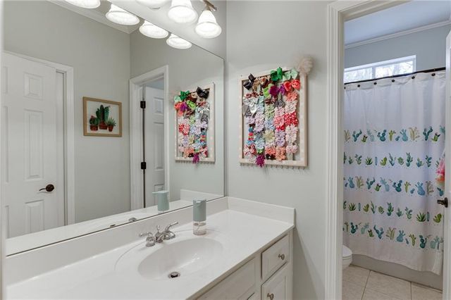 5751 Community Lane, Hoschton, GA 30548