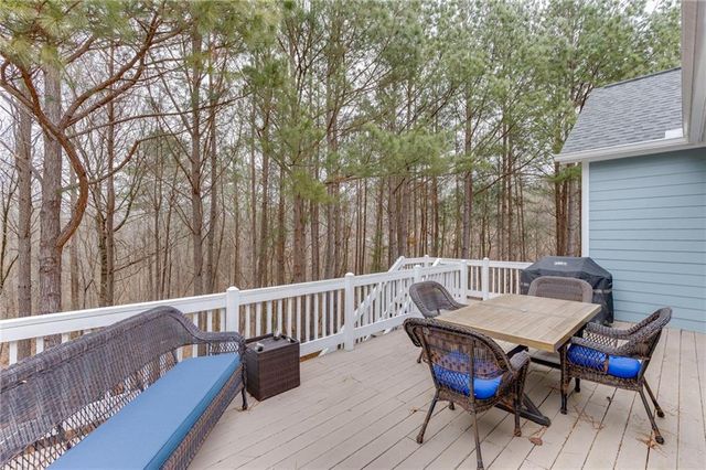 5751 Community Lane, Hoschton, GA 30548