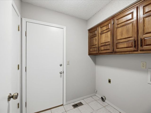 9225 S 91st East Avenue, Tulsa, OK 74133