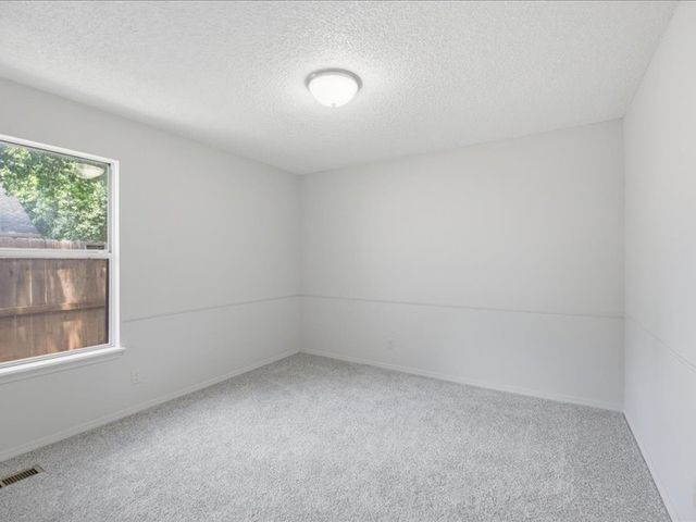 9225 S 91st East Avenue, Tulsa, OK 74133