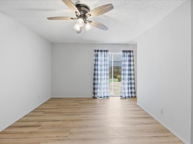 9225 S 91st East Avenue, Tulsa, OK 74133
