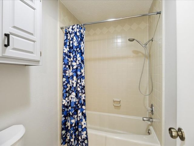 9225 S 91st East Avenue, Tulsa, OK 74133