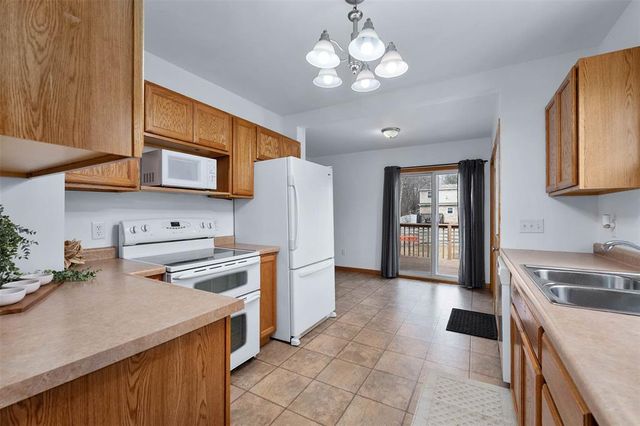 712 W Elm Street, Chippewa Falls, WI 54729