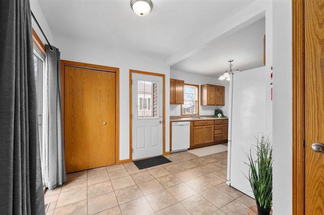 712 W Elm Street, Chippewa Falls, WI 54729