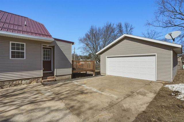 712 W Elm Street, Chippewa Falls, WI 54729