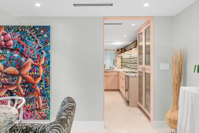 2773 S Ocean Boulevard 209, Palm Beach, FL 33480