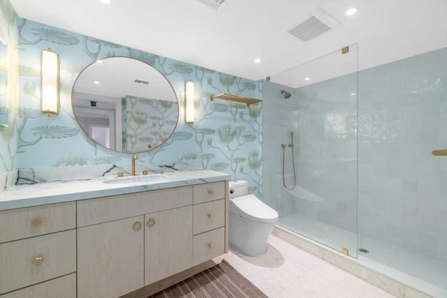 2773 S Ocean Boulevard 209, Palm Beach, FL 33480