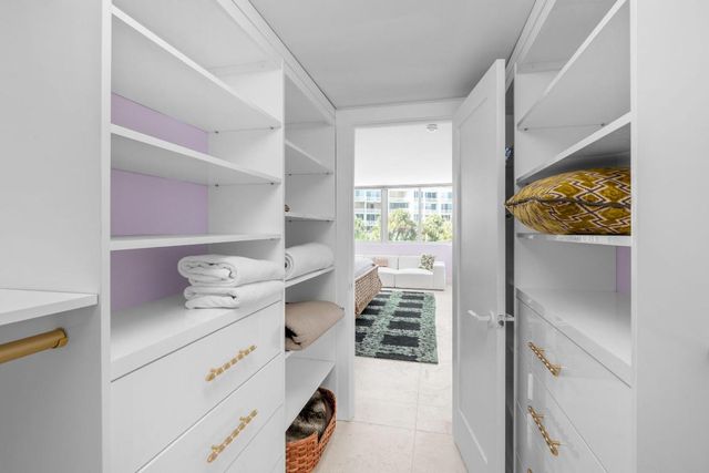 2773 S Ocean Boulevard 209, Palm Beach, FL 33480