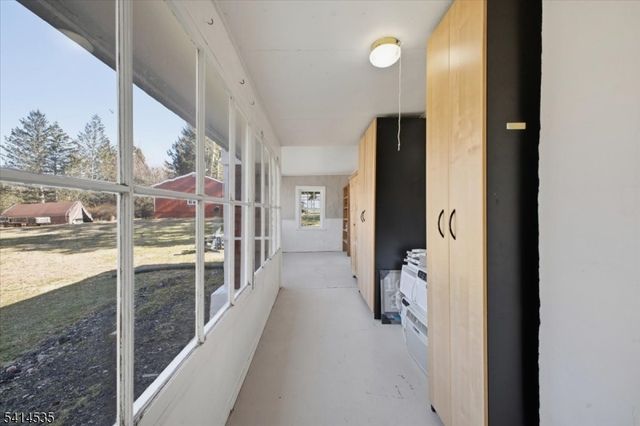 56 Hickory Corner Rd, Alexandria Twp., NJ 08848