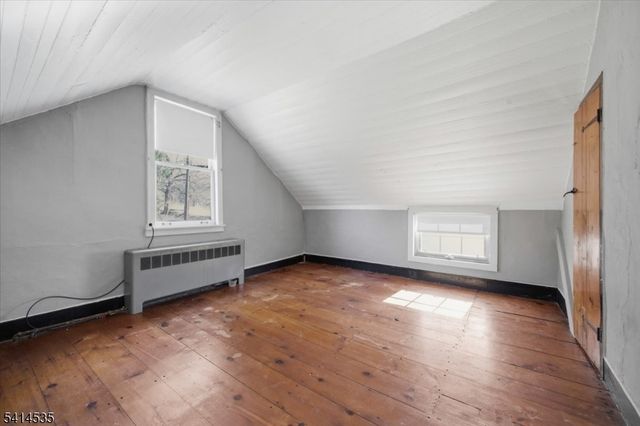 56 Hickory Corner Rd, Alexandria Twp., NJ 08848