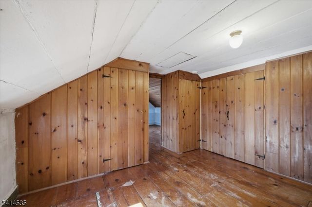 56 Hickory Corner Rd, Alexandria Twp., NJ 08848