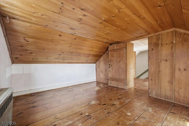 56 Hickory Corner Rd, Alexandria Twp., NJ 08848