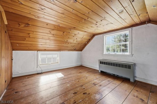 56 Hickory Corner Rd, Alexandria Twp., NJ 08848