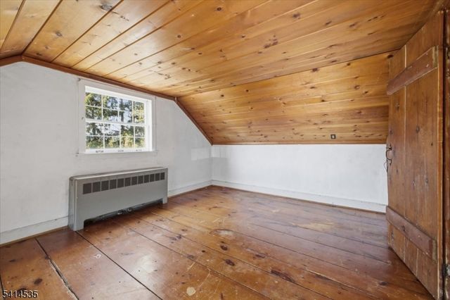 56 Hickory Corner Rd, Alexandria Twp., NJ 08848