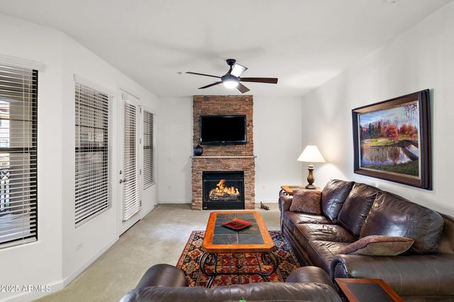 7291 N SCOTTSDALE Road 2009, Paradise Valley, AZ 85253