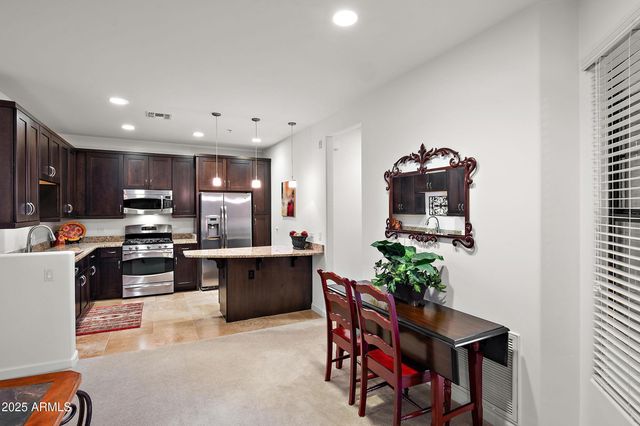 7291 N SCOTTSDALE Road 2009, Paradise Valley, AZ 85253