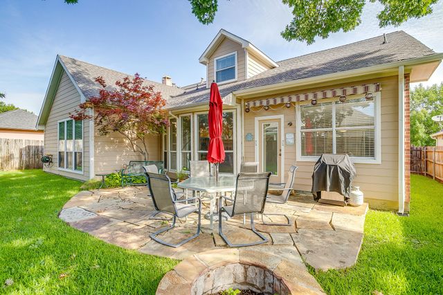 6805 Windwood Trail, Fort Worth, TX 76132