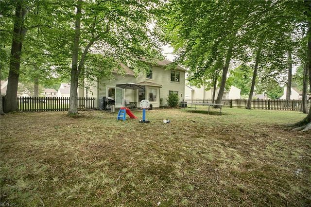 235 Dunn CIR, Hampton, VA 23666