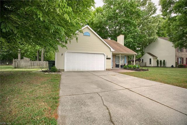 235 Dunn CIR, Hampton, VA 23666