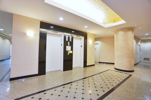 10 Bay Street Landing 1D, Staten Island, NY 10301