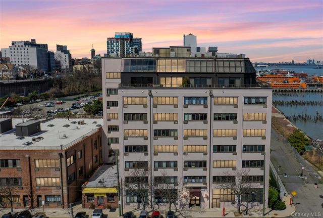 10 Bay Street Landing 1D, Staten Island, NY 10301