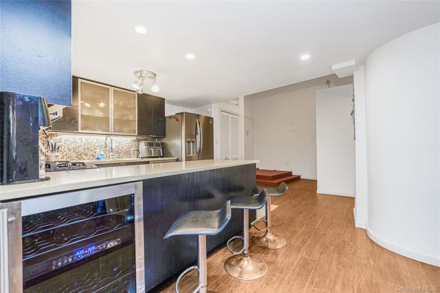 10 Bay Street Landing 1D, Staten Island, NY 10301