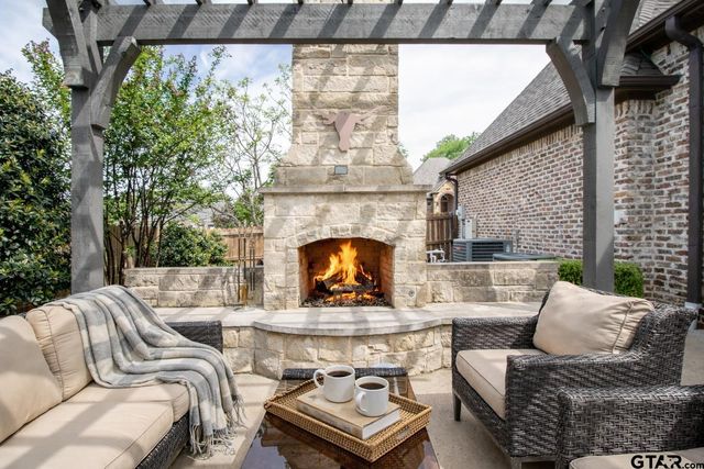 7419 Big Tree Cove, Tyler, TX 75703