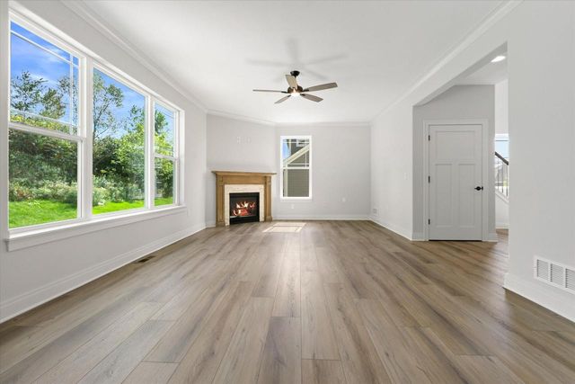 1344 Mohican TRAIL, Waukesha, WI 53189